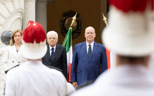 Il Presidente della Repubblica Sergio Mattarella a Palazzo dei Principi, accolto da S.A.S. il Principe, Alberto II di Monaco, in occasione della visita di Stato nel Principato di Monaco